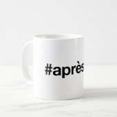 APRES SKIハッシュタグ コーヒーマグカップ (正面左)