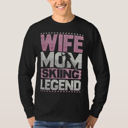 Après Ski Wife Mom Skiing Legend Skiing Women Tシャツ (正面)