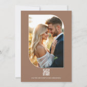 Apricot Pop Abstract Floral Modern Spring Wedding 招待状 (裏面)