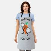 Apron Rooting For You – Cheerful Orange Carrot エプロン (着用した状態)