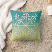 Aqua and Gold Ombre Snowflake Art Pillow クッション (ブランケット)