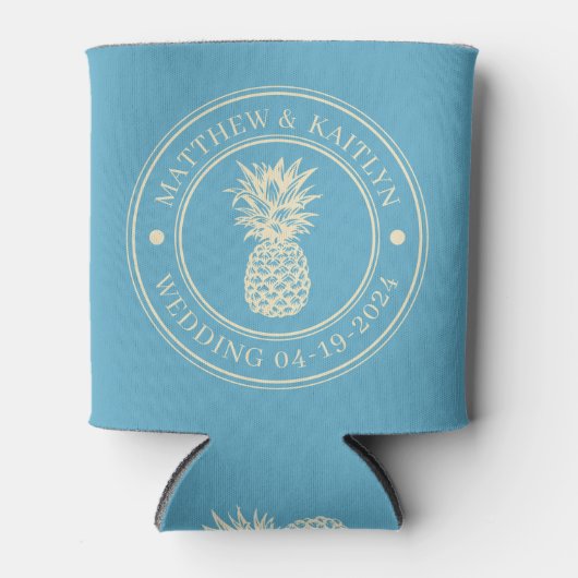 Aqua Sky Pineapple Wedding Crest & Names 缶クーラー (正面)