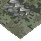 Aquariusサインオンオリーブグリーンデジタル迷彩柄 テーブルクロス (アングル)