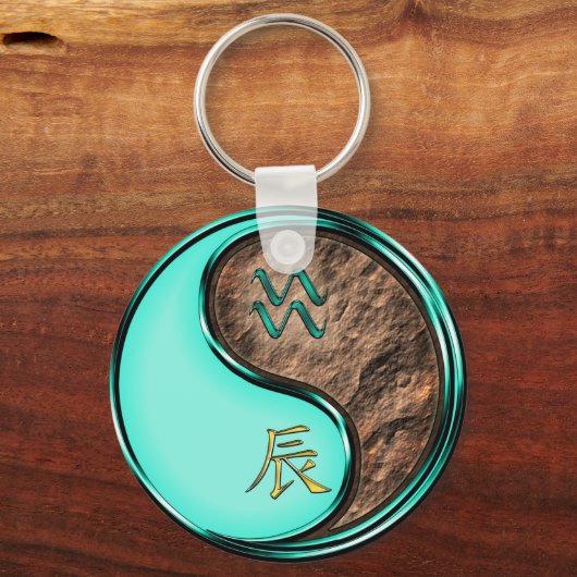 Aquarius & Earth Dragon キーホルダー (裏面)