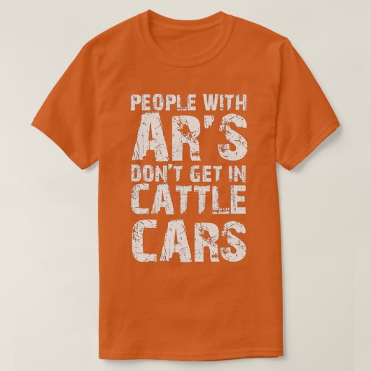 ARを持つ人々は牛の車Sbarcに乗らないおもしろい Tシャツ (デザイン正面)