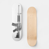 AR-15ライフル銃の火器の素晴らしい実質のX線のイメージ スケートボード (正面)