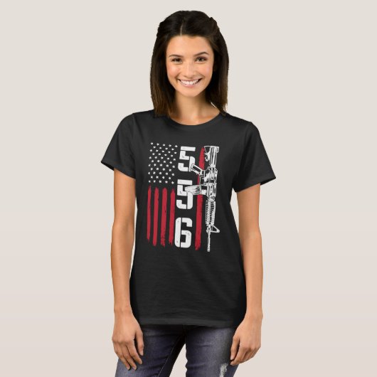 Ar 15 American Flag Correction 556 Tシャツ (正面フル)
