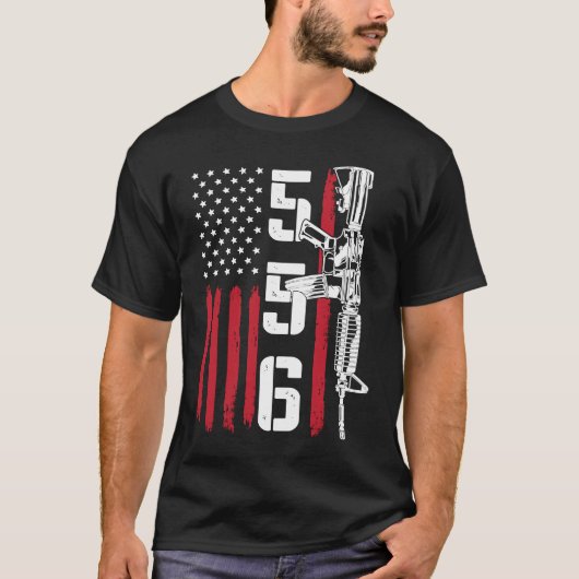 Ar 15 American Flag Correction 556 Tシャツ (正面)