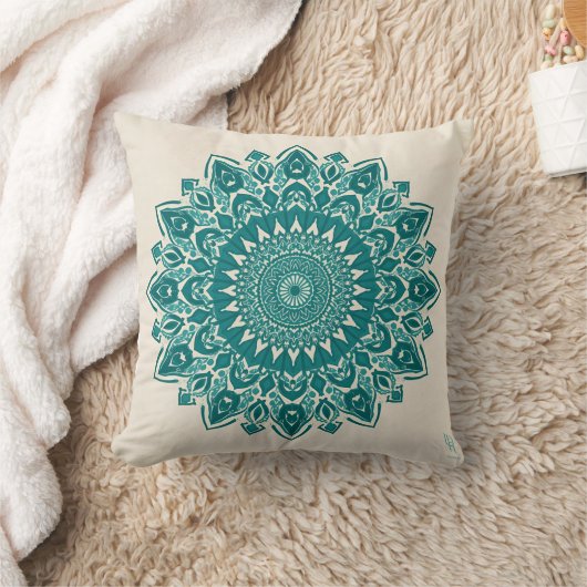 Arabesque Mandala Pillow – Teal Geometric Accent C クッション (ブランケット)