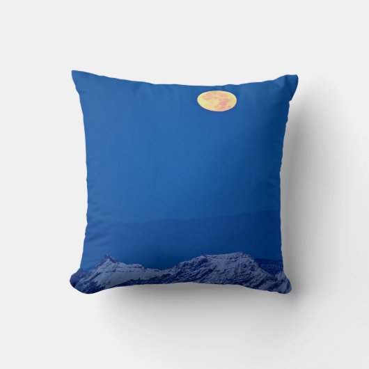 Aravis Mountains | Mont Blanc Range クッション (正面)