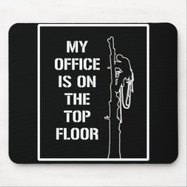 Arboresous white: 'My office is on the top floor' マウスパッド