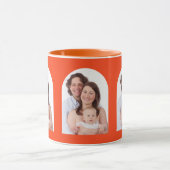 Arch写真3ファミリ写真 パーソナライズされた マグカップ (中央)