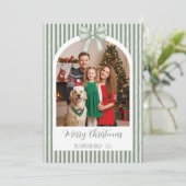 Arch Photo Christmas Card with Green Stripes & Bow シーズンカード (スタンド正面)