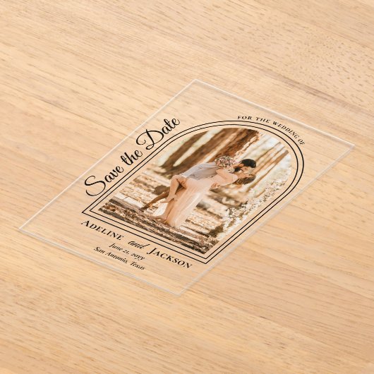 Arched Photo Elegant Script Save the Date アクリル招待状 (レイダウン)