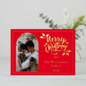Arched Photo Merry Christmas and Holly on Red 箔シーズンカード (立ち正面)