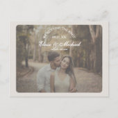 Arched Typography Tying the Knot Save the Date 案内ポストカード (正面)
