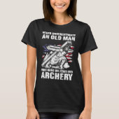 Archery Dad Christian Bow Hunting Grandpa Tシャツ (正面)