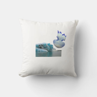  Arctic Serenity Pillow – Iceberg and Jellyfish Na クッション