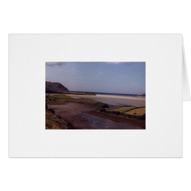 Ardara、Co.Donegal.Irelandの近くのビーチ (正面横)