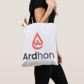 Ardhon - 自由なスタイルを身に纏って トートバッグ (クローズアップ)
