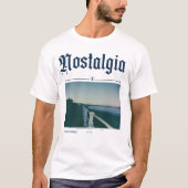 "Are You Happy" - Minimalist Nostalgic Graphic App Tシャツ (正面)