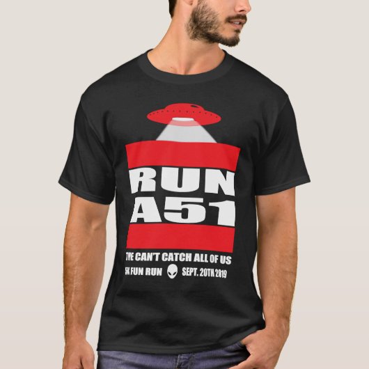 Area 51 5K Fun Run A51 Break Into Area 51 UFO Alie Tシャツ (正面)