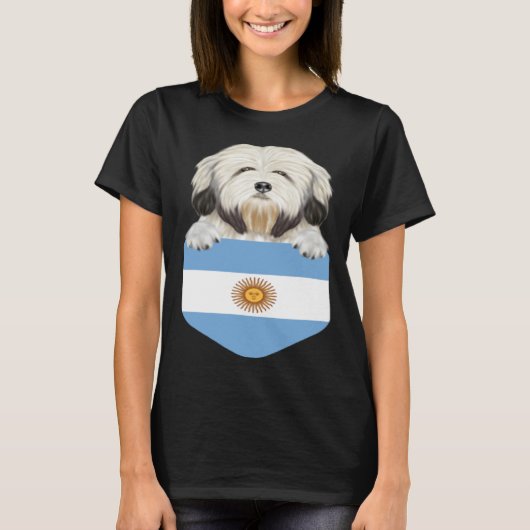 Argentina Flag Lowchen Dog In Pocket Tシャツ (正面)