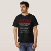 Arguing With Me Is Pointless Tシャツ (正面フル)
