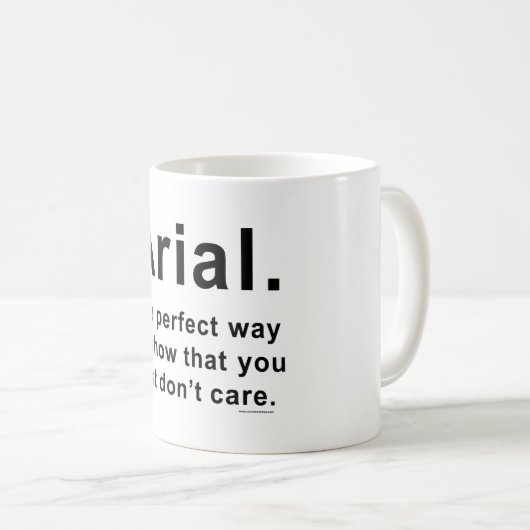 Arialのフォントのユーモアのマグ コーヒーマグカップ (正面右)