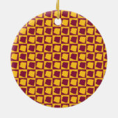 Arizona Pop Art Checkerboard Maroon Gold セラミックオーナメント (裏面)