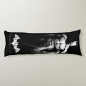 Arkham City | Batman Black and White Wide Pose ボディピロー (裏面)