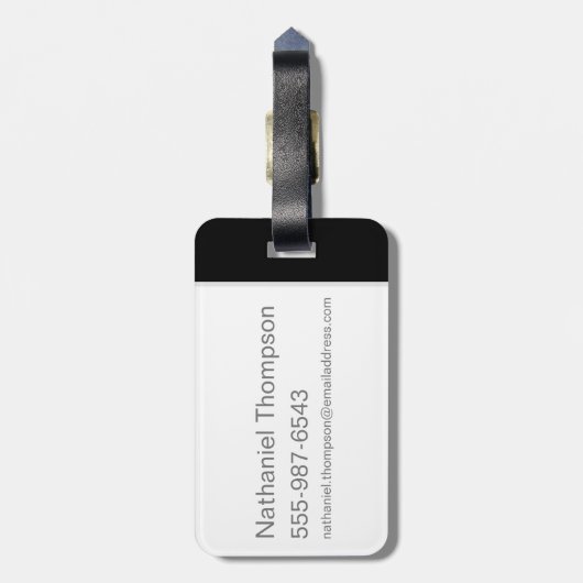 Arkham City | Batman Black and White Wide Pose ラゲッジタグ (裏面縦)