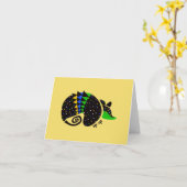 ARMADILLO – 絶滅危惧動物グラフィック – 黄色 カード (黄色い花)