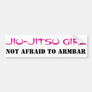 ArmBarのバンパーステッカーに恐れていないJiu-Jitsuの女の子 バンパーステッカー
