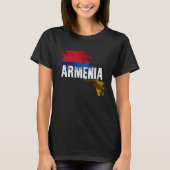 Armenian Map and Flag Souvenir  Distressed Armenia Tシャツ (正面)