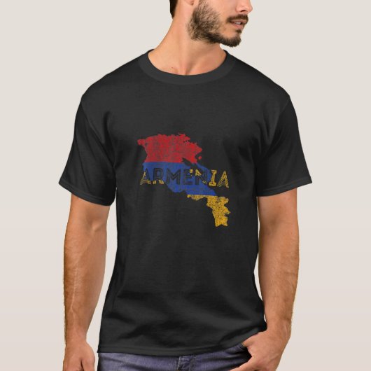 Armenian Map and Flag Souvenir Distressed Armenia Tシャツ (正面)
