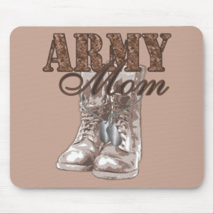 Army Mom Combat Boots N Dogタグ1 マウスパッド