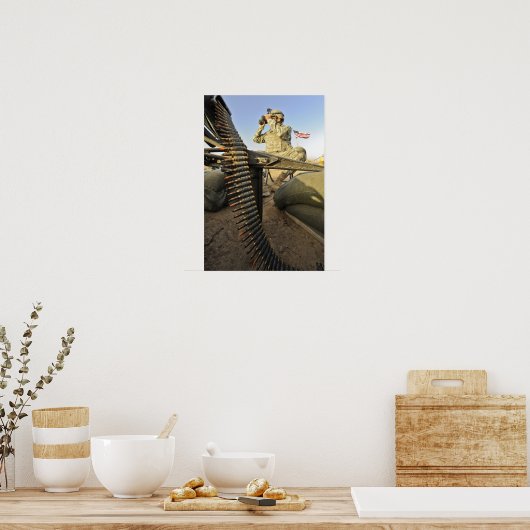 Army soldier scouts for enemy activity ポスター (キッチン)