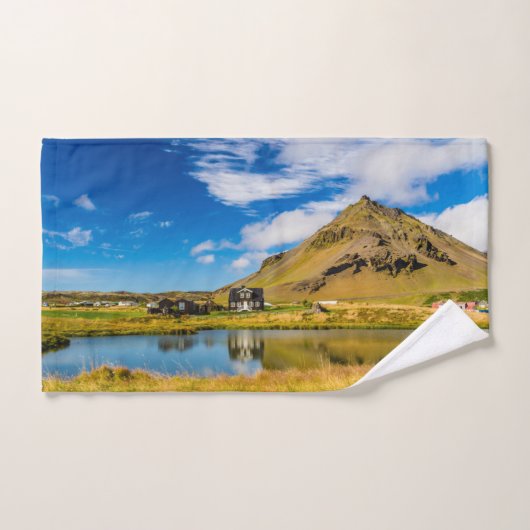 Arnarstapi Amtmansshusと山スタファエル，アイスランド バスタオルセット (ハンドタオル)