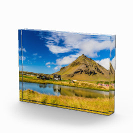 Arnarstapi Amtmansshusと山スタファエル，アイスランド フォトブロック