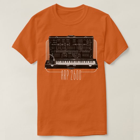 ARP 2600レトロシンセサイザーオーバーデザイン Tシャツ (デザイン正面)