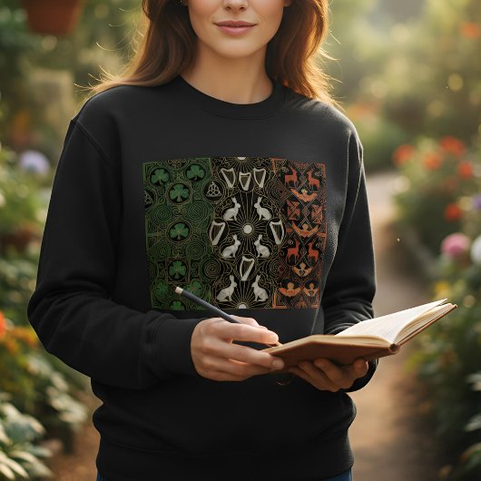 Art Deco Heritage Flag | Ireland | Vintage 1920s スウェットシャツ