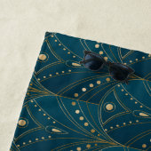 Art Deco pattern with gold geometric shapes ビーチタオル (インサイチュ)