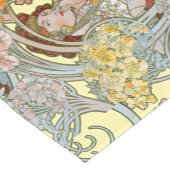 Art Nouveau Woman & Floral Pattern by Mucha ショートテーブルランナー (コーナー)