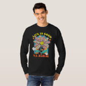 Art Of Optimism 1ST GRADE Blooming Daisy Fantastic Tシャツ (正面フル)