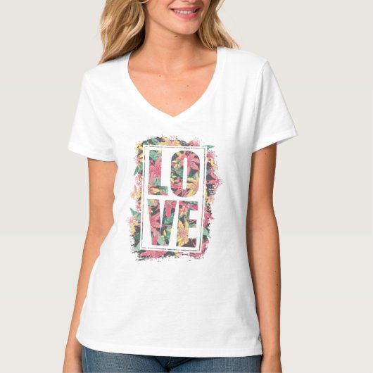 art with the phrase love flowers tシャツ (正面)