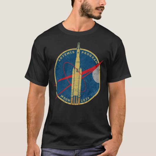 Artemis Program - Moon 2024クラシックTシャツ Tシャツ (正面)