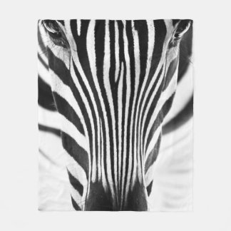 Artistic black and white closeup portrait of a zeb フリースブランケット