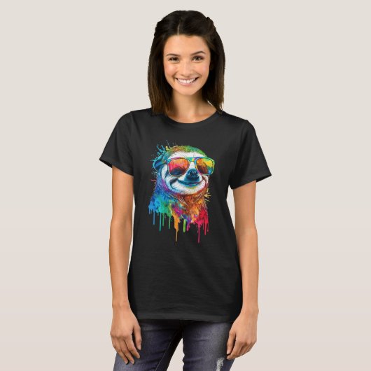 Artistic Colorful Pop painted Sloth Tシャツ (正面フル)