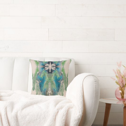 Artistic Fluid Abstract in Aqua & Green クッション (ソファ)